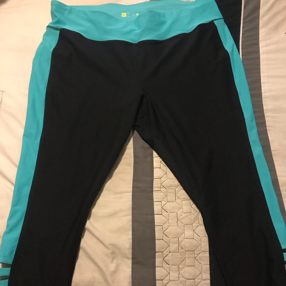 Women Workout pants 2x. NWOT